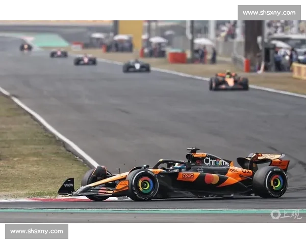 迈凯伦未改车?皮亚斯特里墨西哥站的驾驶博弈